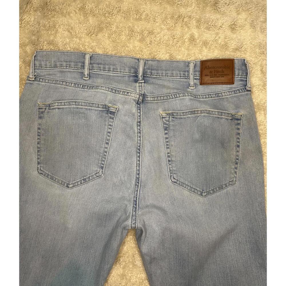 Abercrombie & Fitch light wash Felix Super Skinny jeans Size 36x32 - Picture 6 of 7